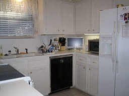 3rd image of 17 River Creek Way