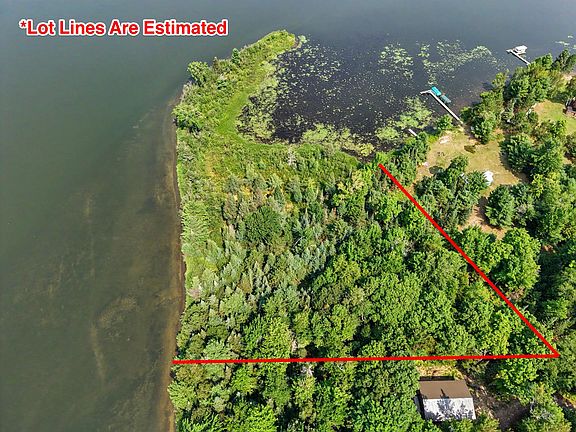 2nd image of 1780 Sugar Bush Rd