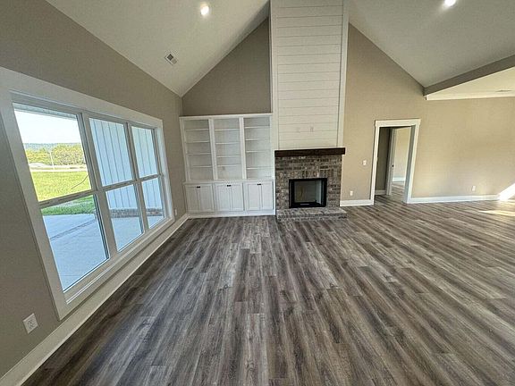 2nd image of 65 Hullender Rd