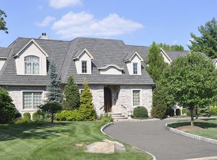 111 Essex Dr, Tenafly, NJ 07670