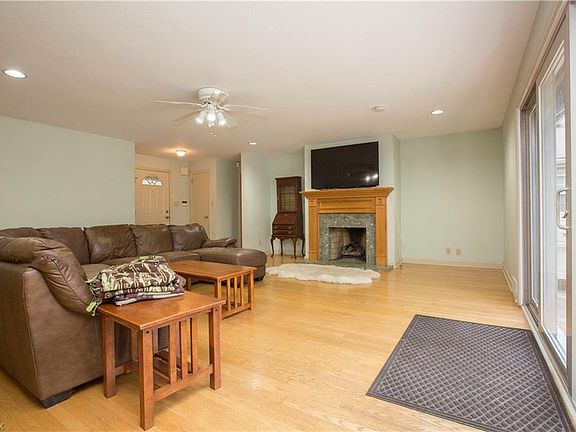 2nd image of 1313 Virginia Trl