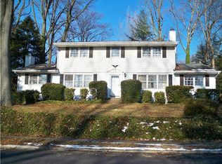 1004 Baylor Dr, Newark, DE 19711