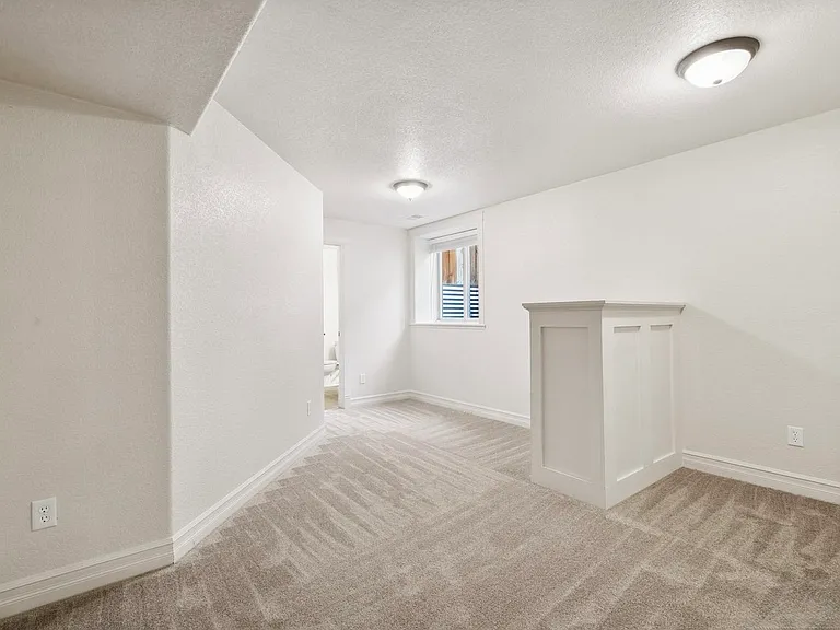 1005 Laporte Ave #B — Photo 10
