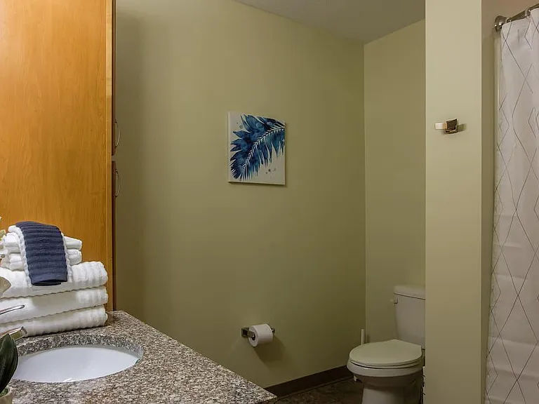 Portal Place Apartments — Photo 23