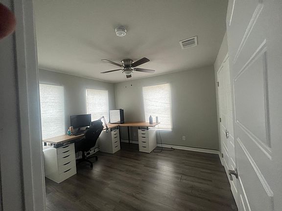 3rd image of 207 Greer St #2