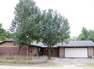 329 S Pecan St, Nowata, OK 74048