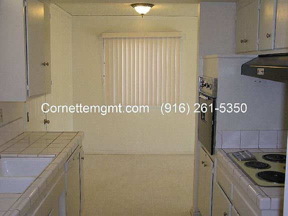 4th image of 2551 La Loma Dr