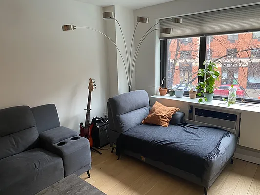 Rented by Batra Group Inc | media 2