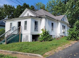 212 Rea St, Carrollton, MO 64633