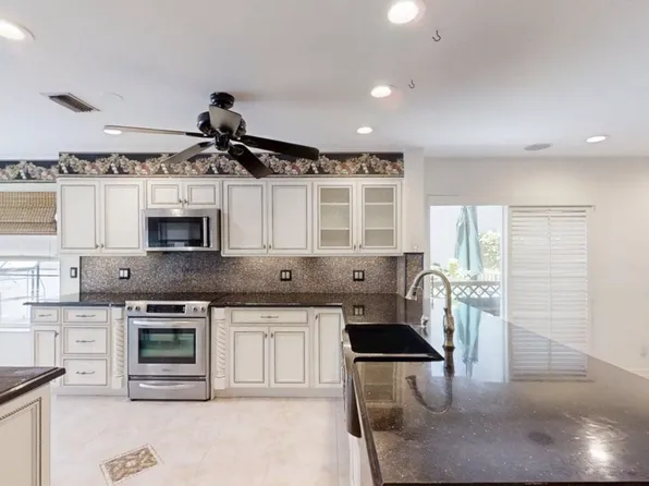 23330 La Vida Way, Boca Raton, FL 33433