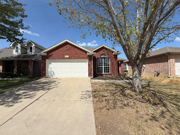 2617 Silver Hill Dr, Fort Worth, TX 76131