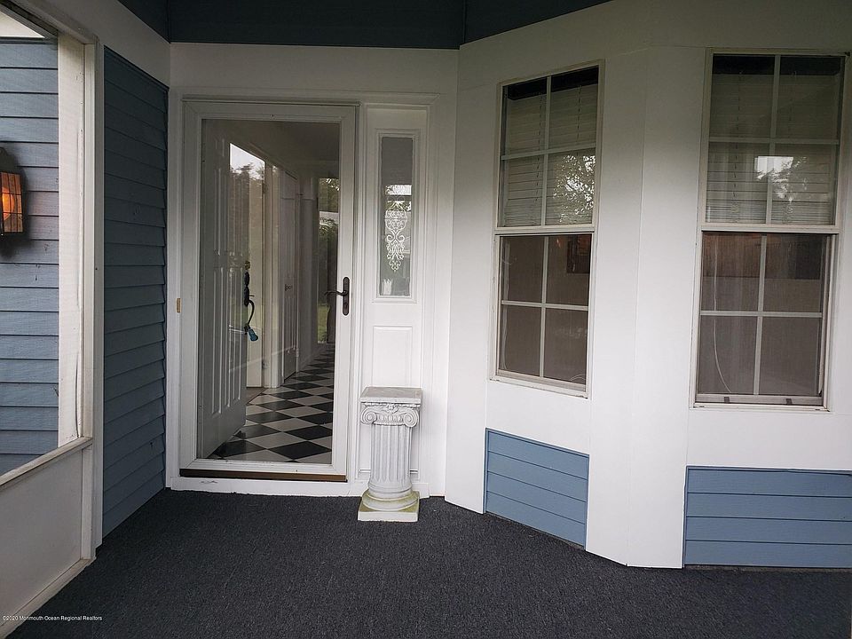 1st image of 1014A Buckingham Dr