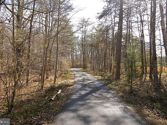 2nd image of 4695 Sands Rd