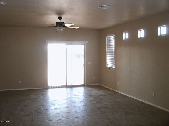 5th image of 13424 S 210TH Lane