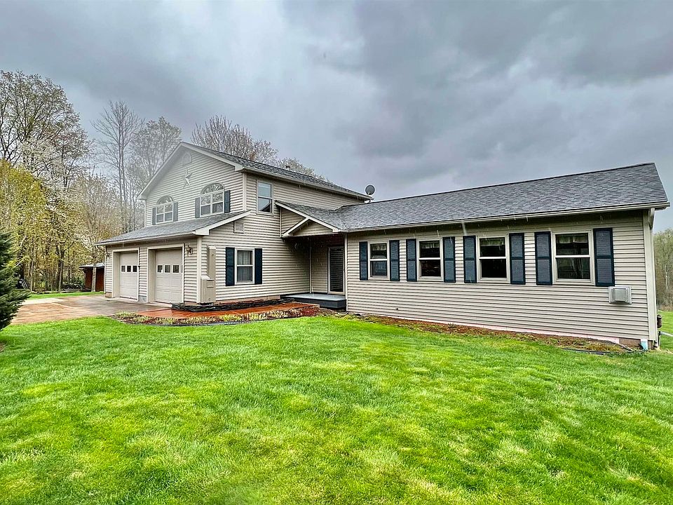 2nd image of 97 Birch Way