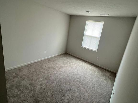 4th image of 218 Dietz Dr