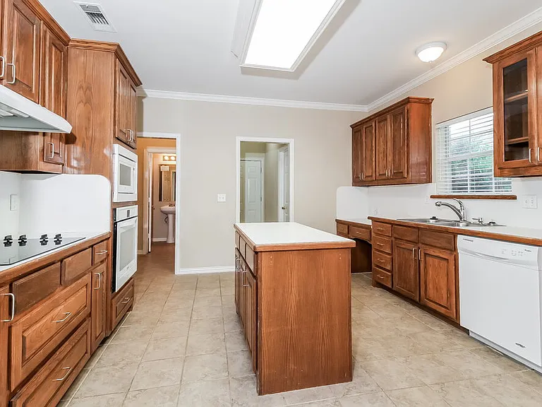2725 Running Duke Dr — Photo 10
