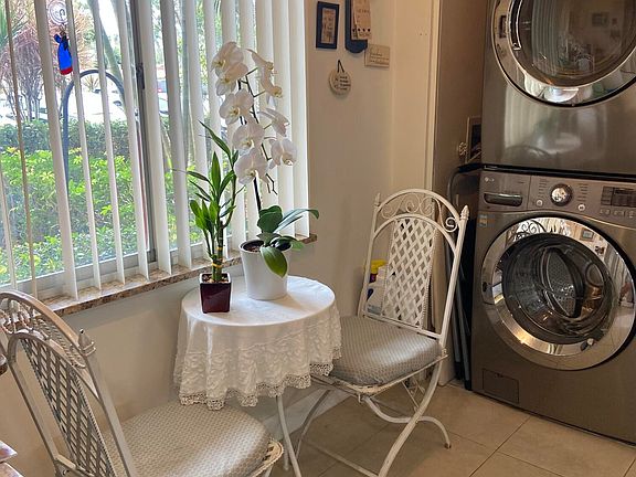 4th image of 6515 Kensington Lane #104