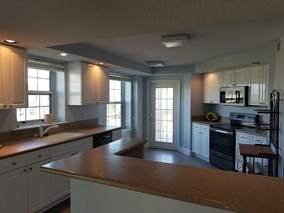 2nd image of 4670 Links Village Dr #D404-1