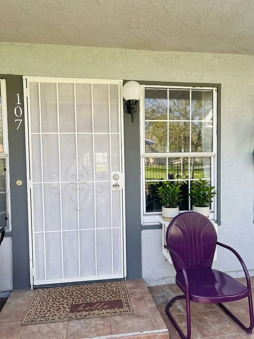 Charming 1 Bedroom Condo in Gated Windward Cove Community - 18252 Parkview Lane #107 — Photo 2