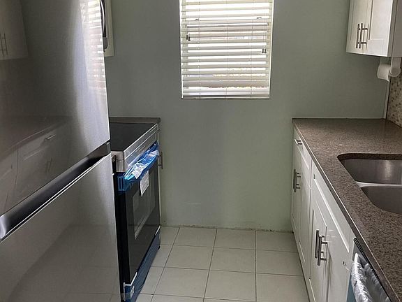2nd image of 689 NE 6th Ct APT 109