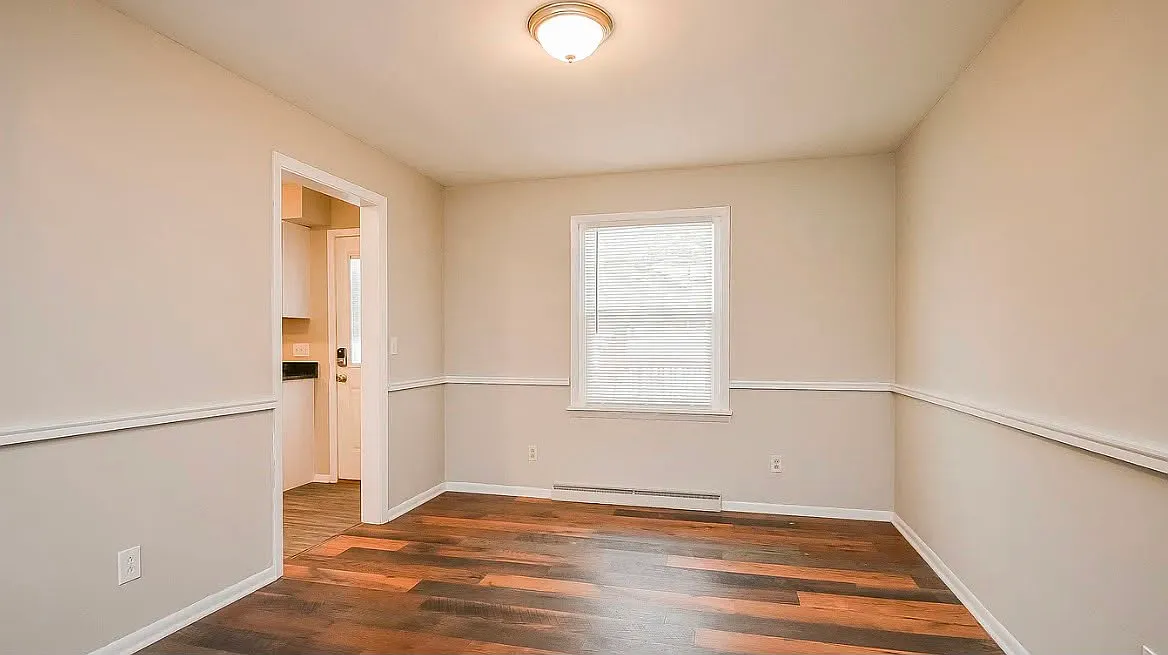 Pleasantview Ave, Butler — Photo 1