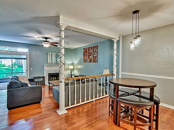 4th image of 832 NW 42ND TERRACE