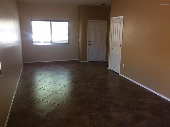 2nd image of 11916 W Fontenelle Dr