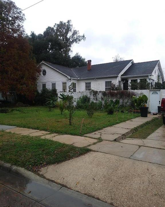 1st image of 106 S Saint Valerie St