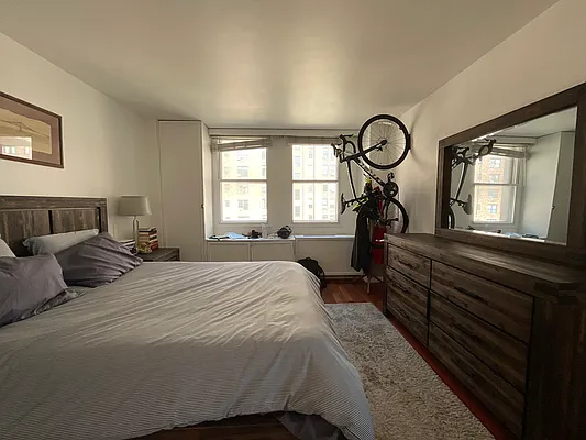 Rented by Compass | media 18