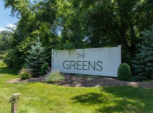 185 Peddlars Dr #185, Branford, CT 06405