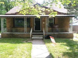 3021 Henry St, Inkster, MI 48141