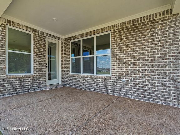4th image of 5122 River Grove Ln