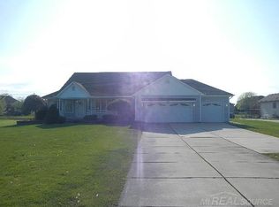52241 Sass Rd, Chesterfield, MI 48047