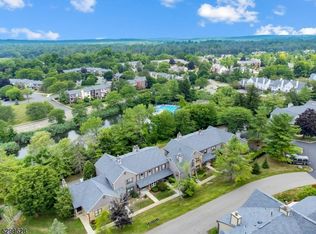 39 Barn Owl Dr, Hackettstown, NJ 07840