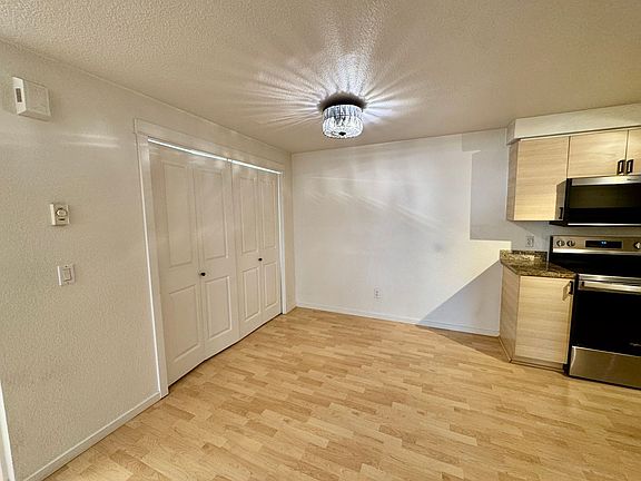 3rd image of 210 9th St APT E103
