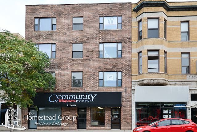 1st image of 914 W Belmont Ave APT 3