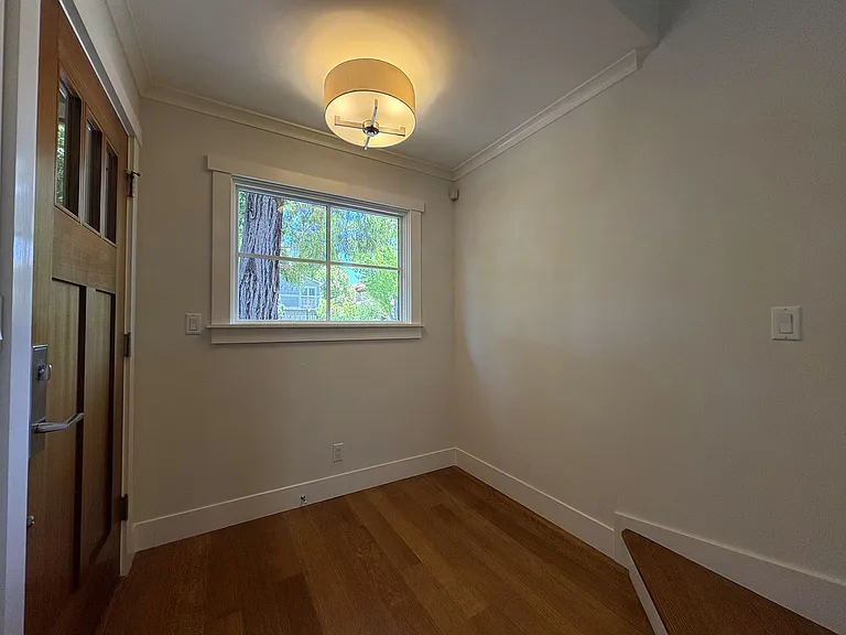 2771 South Ct — Photo 6