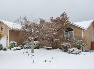 8406 E Vista Park Dr, Spokane, WA 99217