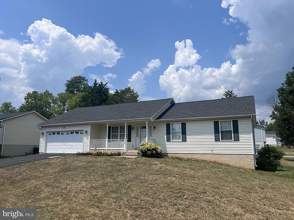1st image of 8005 Hillside Dr