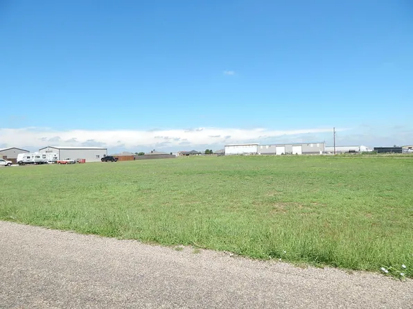 7350 Outlook Ave, Canyon, TX 79015