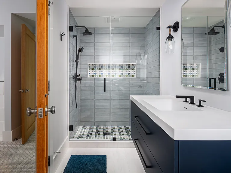 25 Jobs Ln — Photo 16
