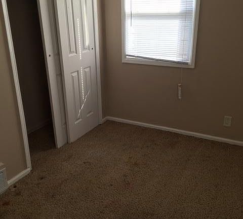 5th image of 4030 Bonfield Pl