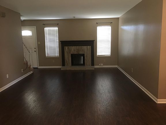 3rd image of 9220 Shady Mill Ln