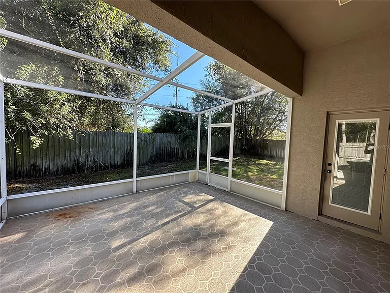 8037 Moccasin Trail Dr — Photo 30
