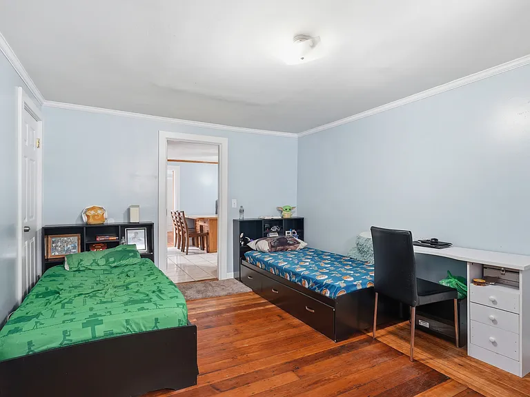 120-124 Sheridan St #1 — Photo 10