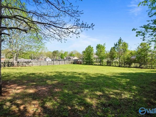 900 Bell Factory Rd, Huntsville, AL 35811