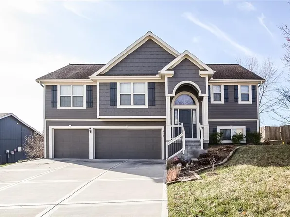 819 Susan St, Kearney, MO 64060