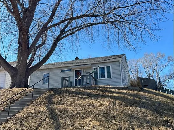 2132 S 48th Ave, Omaha, NE 68106