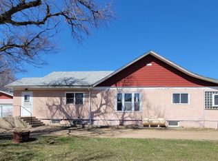 703 5th Ave W, Lemmon, SD 57638